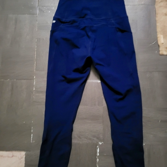 Fabletics Define Powerhold 7/8 leggings - Picture 3 of 3